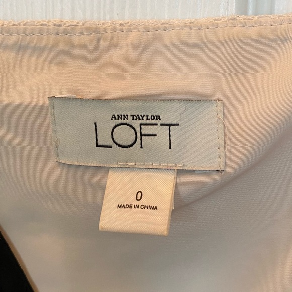Ann Taylor Loft Dress- Cream Lace & Black-Size 0. - Picture 5 of 6